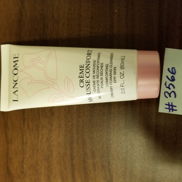 ✅#3566 Lancome Creme Mousse Confort Creamy Foaming Cleanser 2 Oz! - Picture 1 of 4